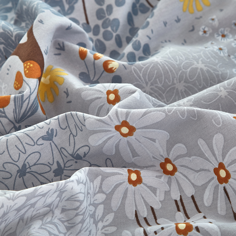 91家纺网 家纺一手货源 找家纺 金纱玉纺家纺 2024新款加厚AB版四件套 森林小镇-灰