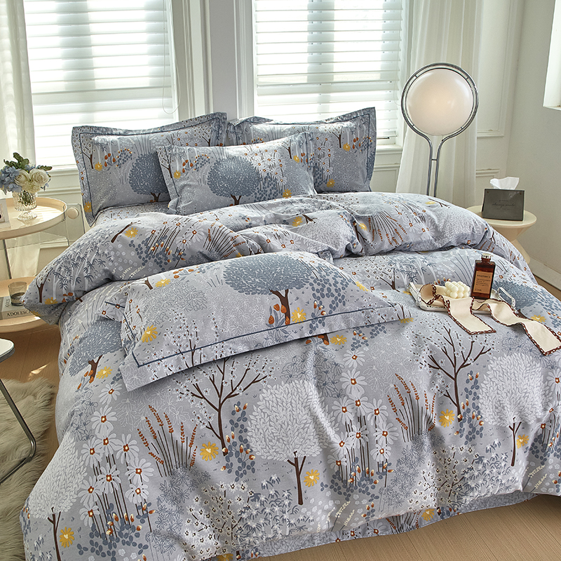 91家纺网 家纺一手货源 找家纺 金纱玉纺家纺 2024新款加厚AB版四件套 森林小镇-灰