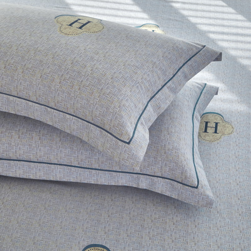 91家纺网 家纺一手货源 找家纺 金纱玉纺家纺 2024新款加厚AB版四件套 唯尚-灰