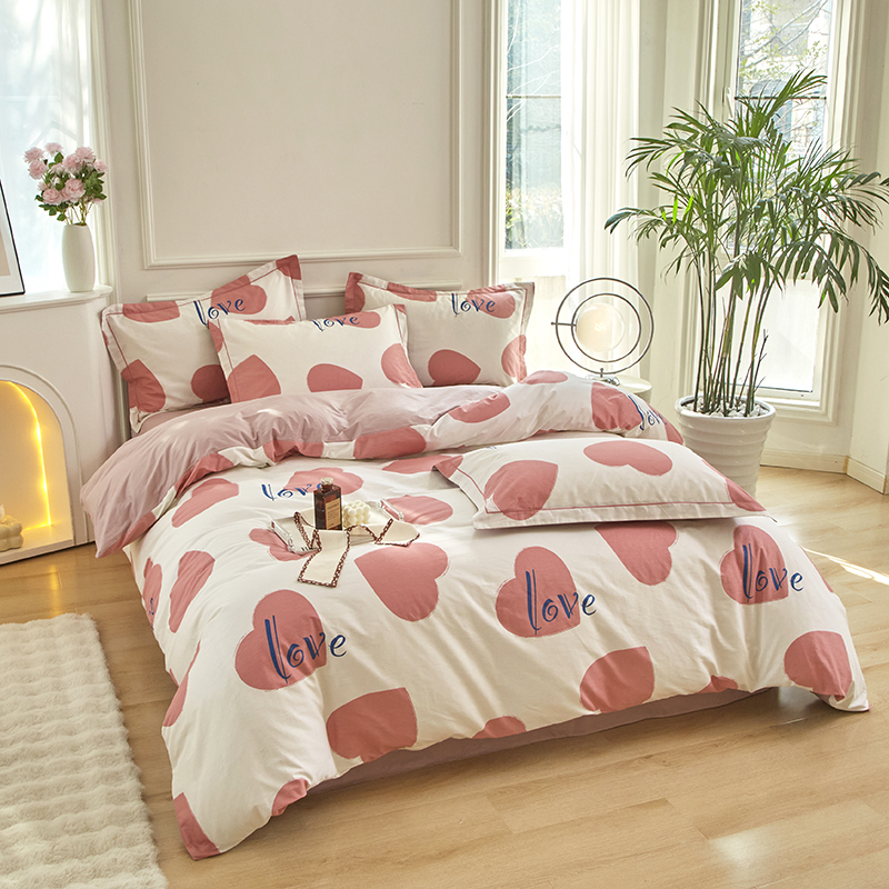 91家纺网 家纺一手货源 找家纺 金纱玉纺家纺 2024新款全棉大版印花13372四件套  幽香恋曲