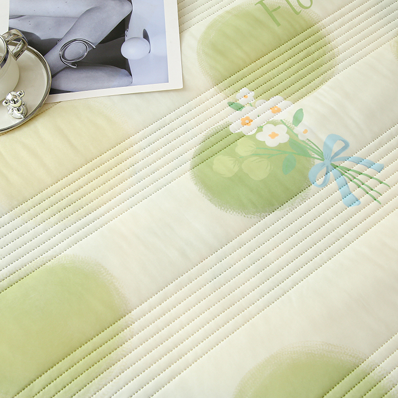 91家纺网 家纺一手货源 找家纺 牛魔王 2025新款冰丝凉感丝夏被 春意盎然