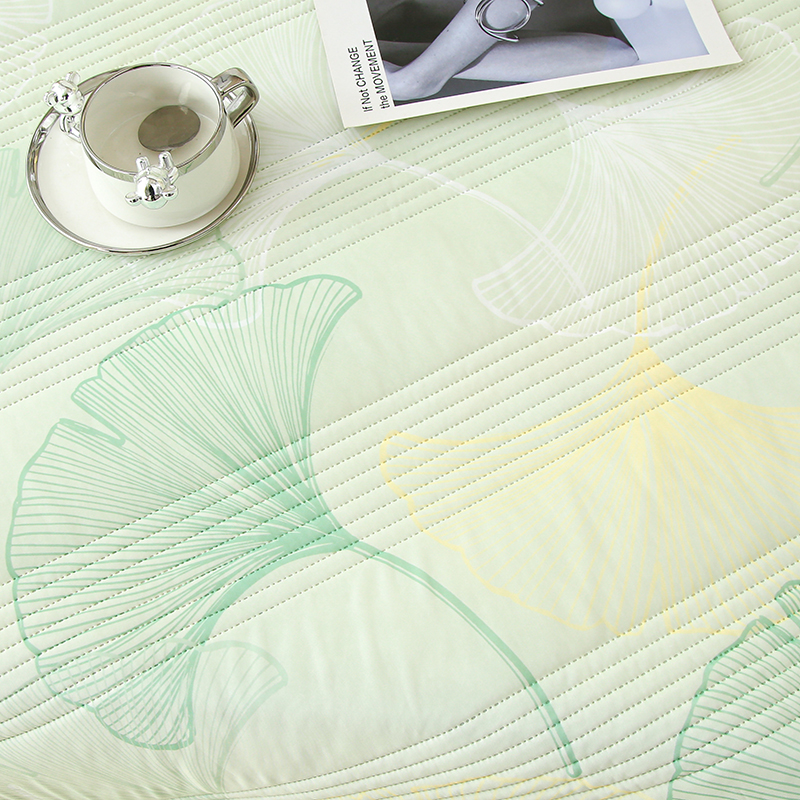 91家纺网 家纺一手货源 找家纺 牛魔王 2025新款冰丝凉感丝夏被 银杏叶