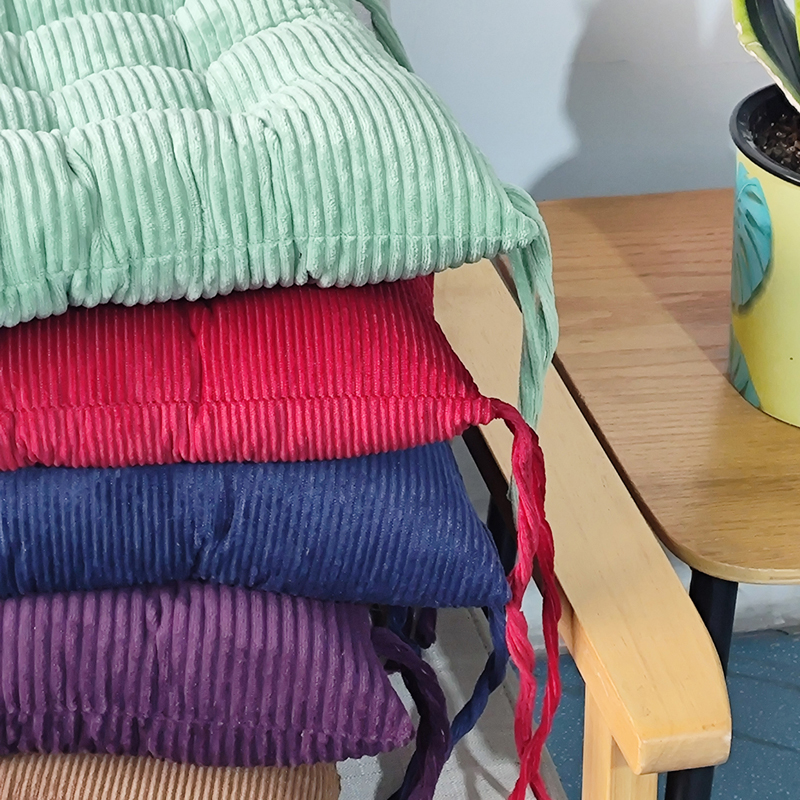 91家纺网 家纺一手货源 找家纺 方款条绒绑带坐垫灯芯绒椅子垫沙发垫定制屁垫