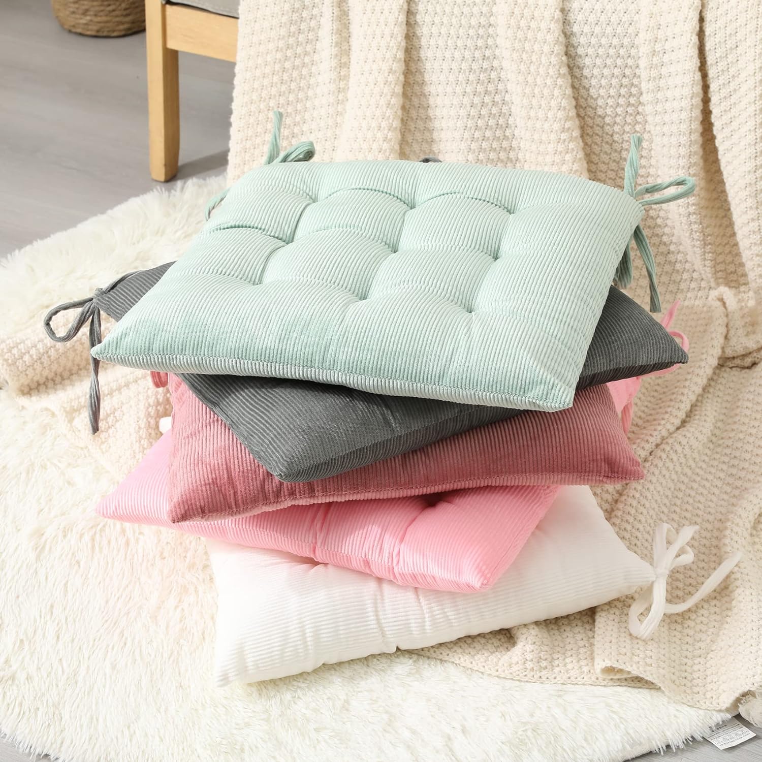 91家纺网 家纺一手货源 找家纺 方款条绒绑带坐垫灯芯绒椅子垫沙发垫定制屁垫