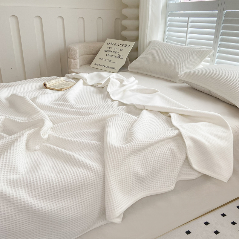 91家纺网 家纺一手货源 找家纺 来菲毛毯 2025新款全棉A类针织盖毯夏凉被 奶白