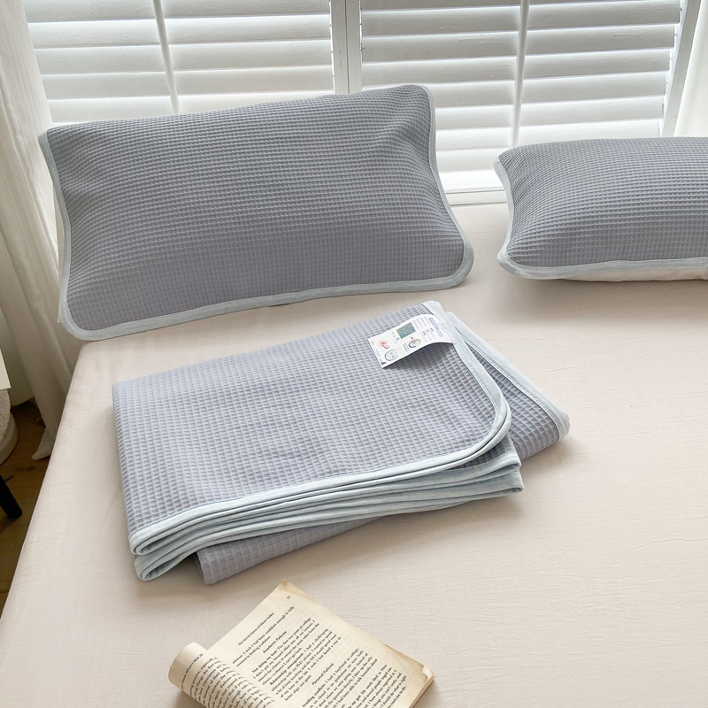 91家纺网 家纺一手货源 找家纺 来菲毛毯 2025新款全棉A类针织盖毯夏凉被 蓝灰