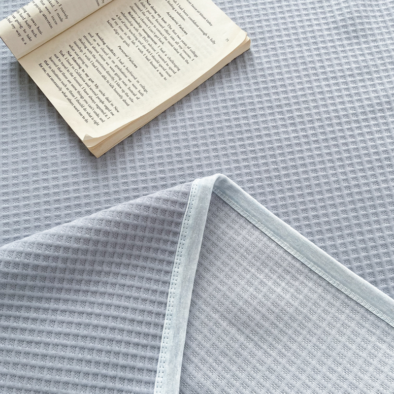 91家纺网 家纺一手货源 找家纺 来菲毛毯 2025新款全棉A类针织盖毯夏凉被 蓝灰