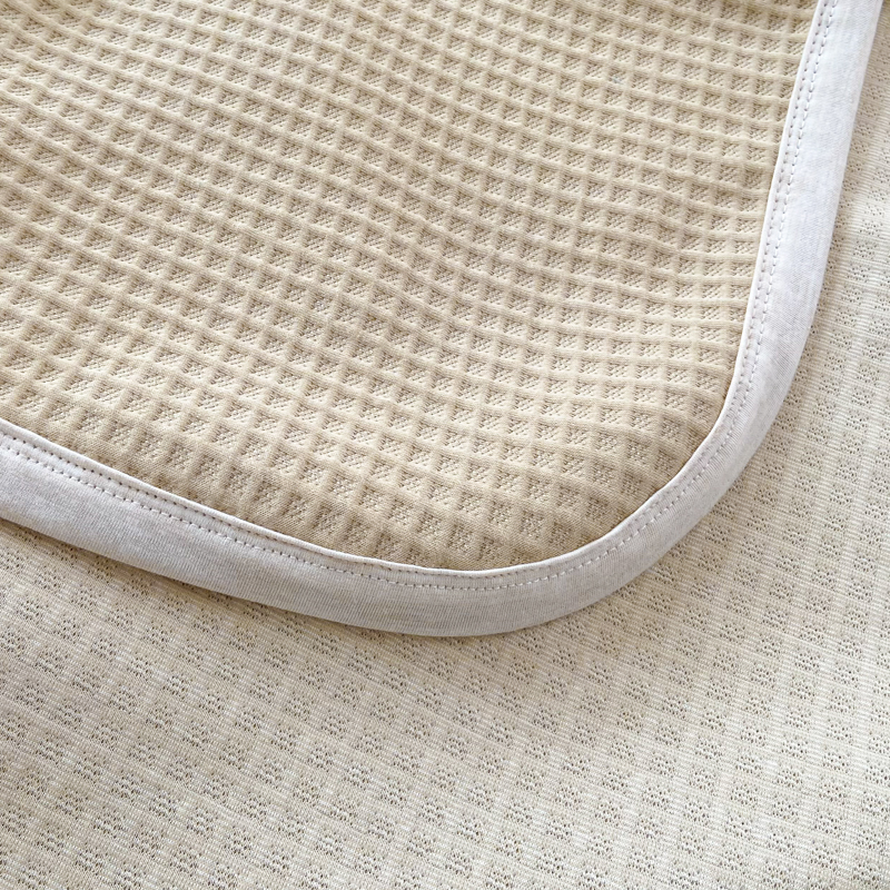 91家纺网 家纺一手货源 找家纺 来菲毛毯 2025新款全棉A类针织盖毯夏凉被 卡其