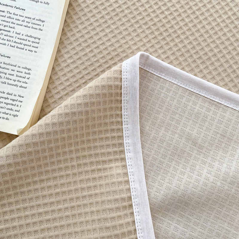 91家纺网 家纺一手货源 找家纺 来菲毛毯 2025新款全棉A类针织盖毯夏凉被 卡其