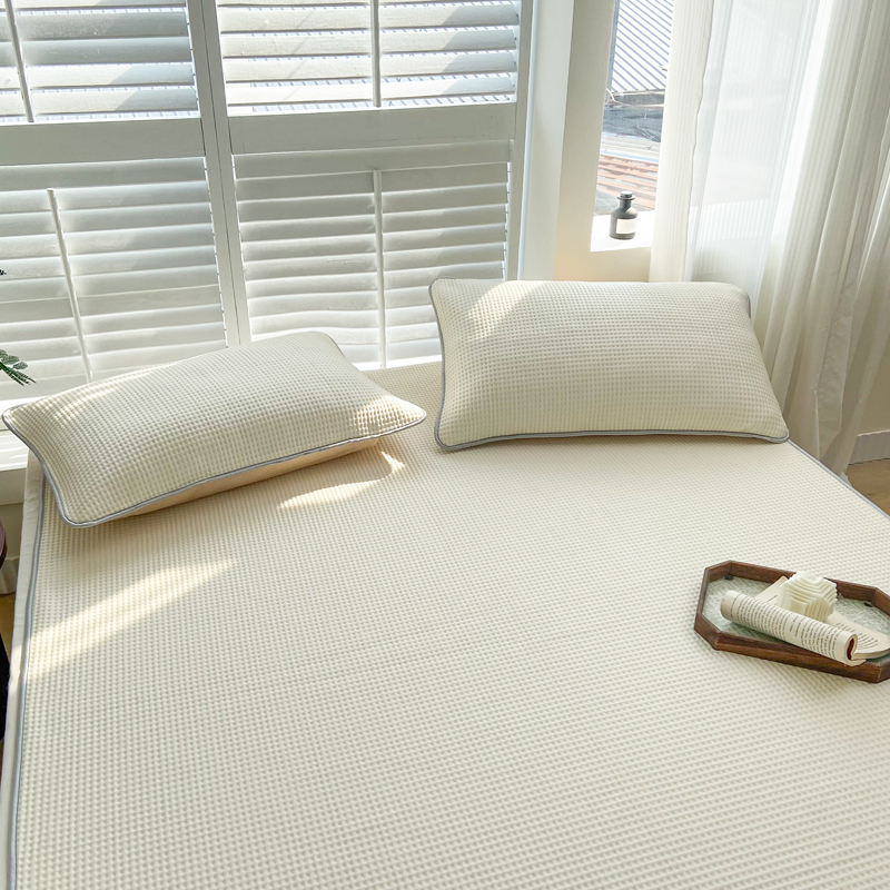 91家纺网 家纺一手货源 找家纺 触手即凉！A类创新科技新款2025双面PE夏凉席三件套 米白
