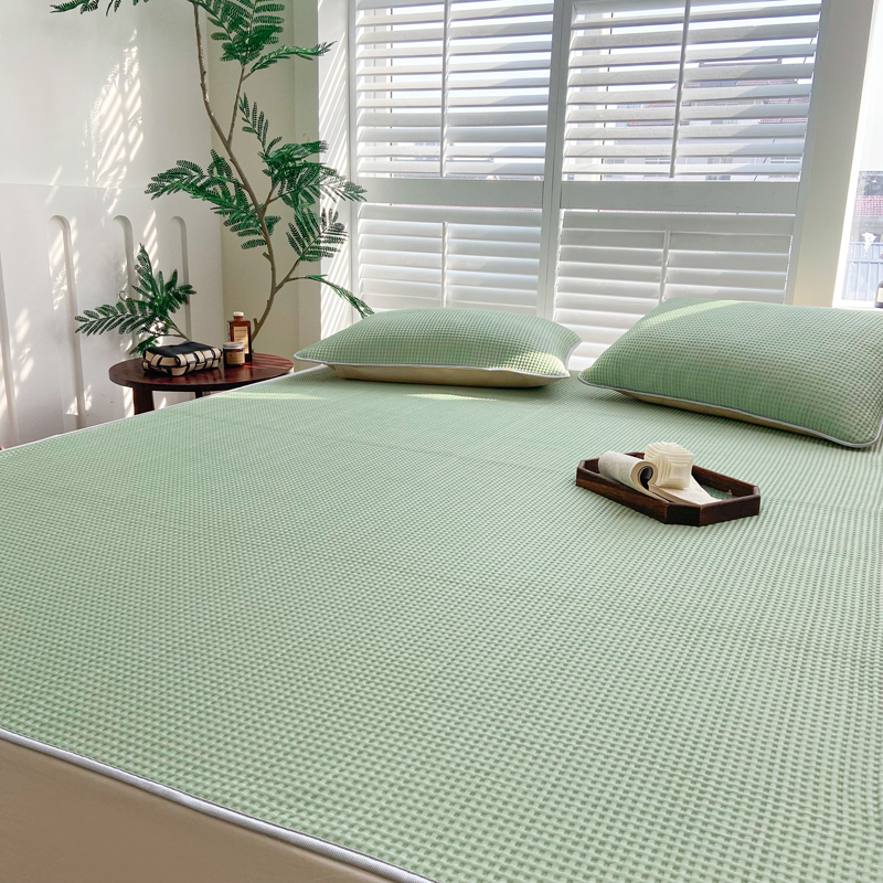 91家纺网 家纺一手货源 找家纺 触手即凉！A类创新科技新款2025双面PE夏凉席三件套 绿