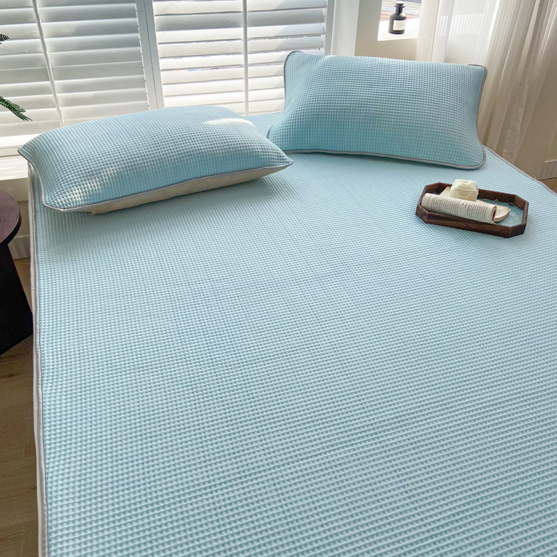 91家纺网 家纺一手货源 找家纺 触手即凉！A类创新科技新款2025双面PE夏凉席三件套蓝