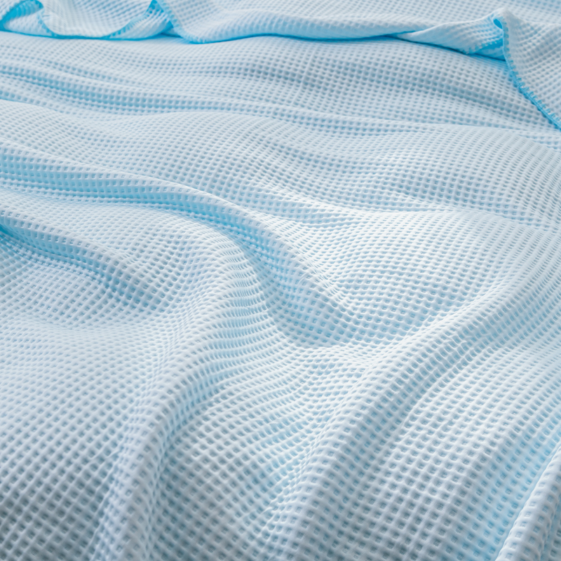 91家纺网 家纺一手货源 找家纺 触手即凉！A类创新科技新款2025双面PE夏凉被恒温凉薄被子 蓝色
