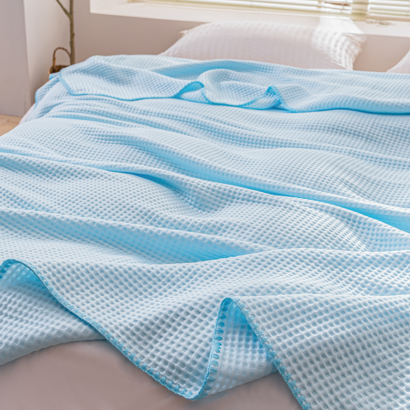 91家纺网 家纺一手货源 找家纺 触手即凉！A类创新科技新款2025双面PE夏凉被恒温凉薄被子 蓝色