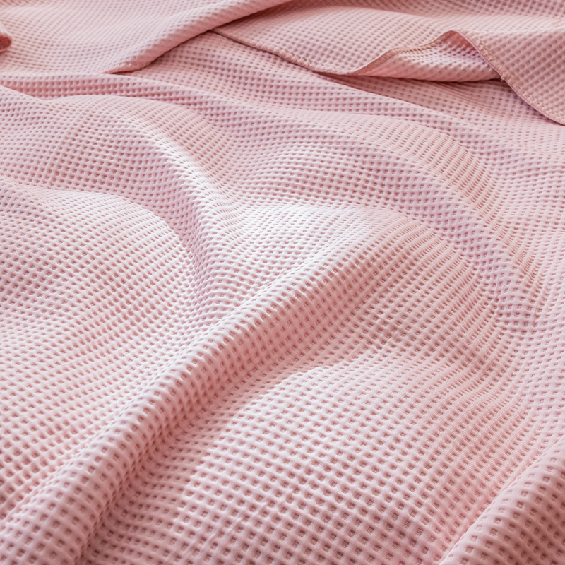 91家纺网 家纺一手货源 找家纺 触手即凉！A类创新科技新款2025双面PE夏凉被恒温凉薄被子 粉色