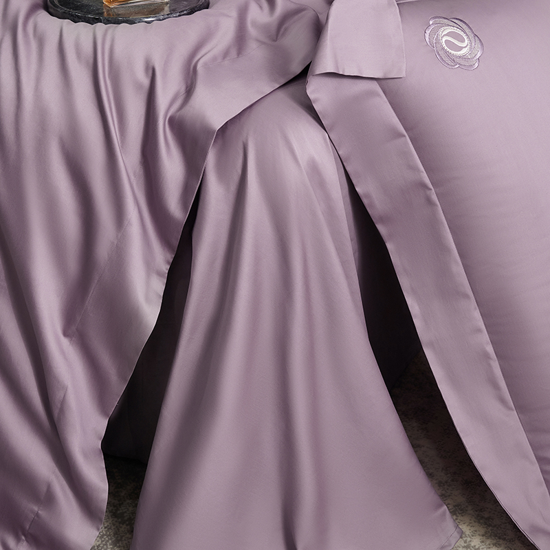 91家纺网 家纺一手货源 找家纺 （总）榻尚家居 2024新款80S长绒棉纯色绣花系列四件套--静谧系列