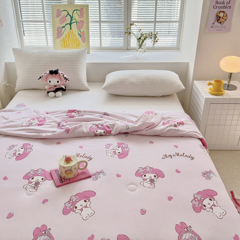 91家纺网 家纺一手货源 找家纺 博雅 2024新款三丽鸥正版系列A类牛奶丝软糯针织棉大豆纤维夏被 针织棉（带防伪标）美妆美乐蒂