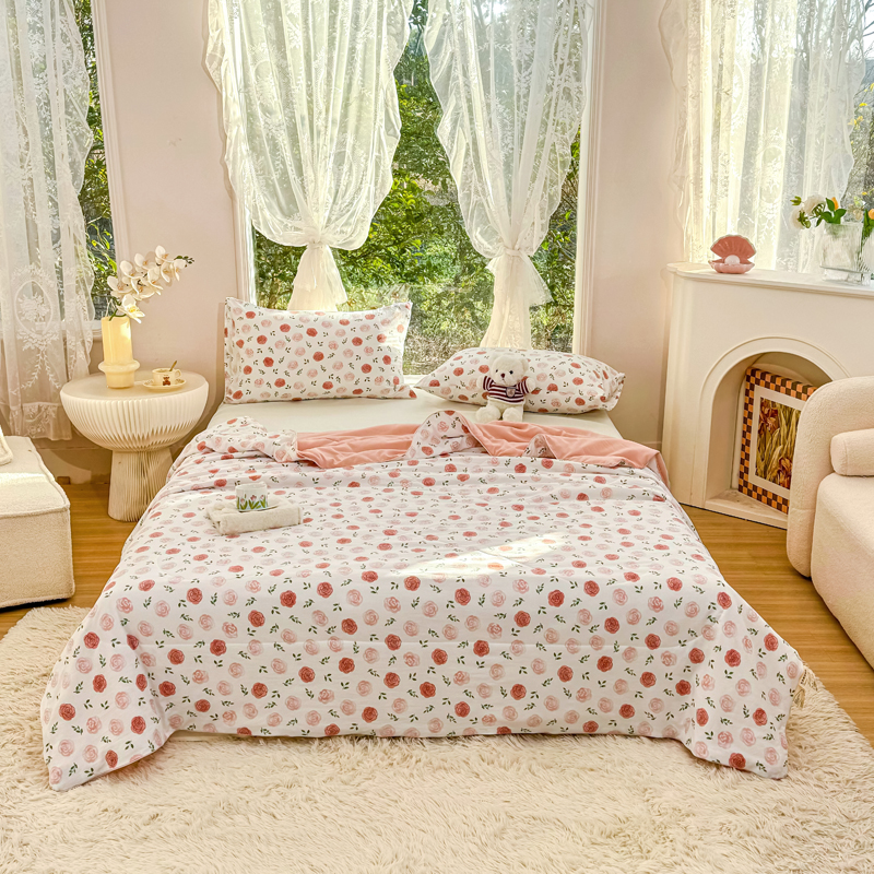 91家纺网 家纺一手货源 找家纺 梦恬佳-2024新款A类水洗双层纱夏凉被 告白