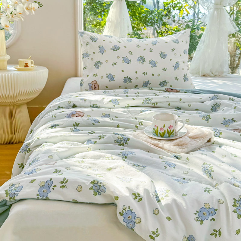 91家纺网 家纺一手货源 找家纺 梦恬佳-2024新款A类水洗双层纱夏凉被 曲奇碎卷