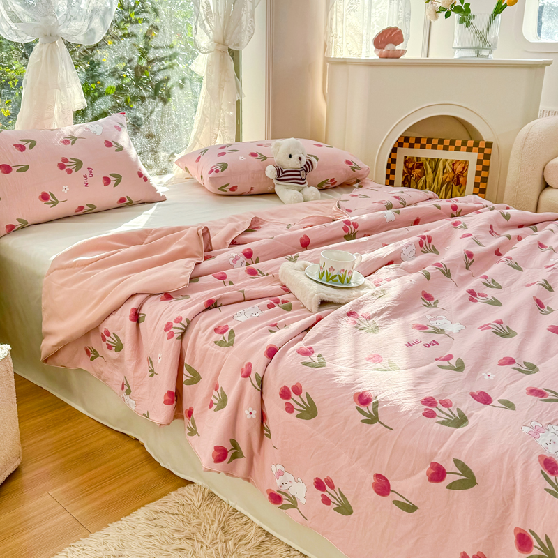 91家纺网 家纺一手货源 找家纺 梦恬佳-2024新款A类水洗双层纱夏凉被 甜茶日记