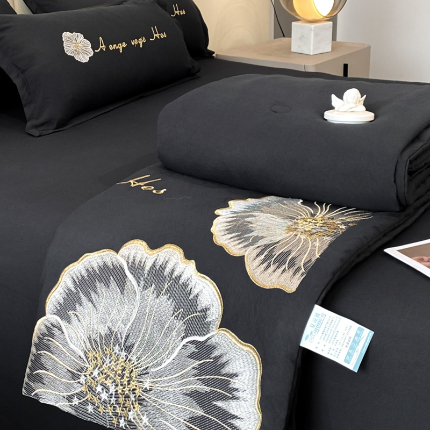 91家纺网 家纺一手货源 找家纺 （总）你好美丽 2025新款水洗磨毛刺绣夏被四件套-花开盛夏