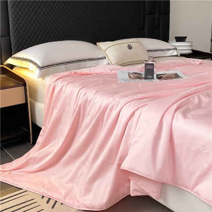 91家纺网 家纺一手货源 找家纺 总 雅高 2025高密全棉贡缎大提花轻奢纯棉夏被美国进口Naia纳雅醋酯纤维夏凉被空调被子被芯