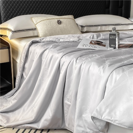 91家纺网 家纺一手货源 找家纺 总 雅高 2025高密全棉贡缎大提花轻奢纯棉夏被美国进口Naia纳雅醋酯纤维夏凉被空调被子被芯