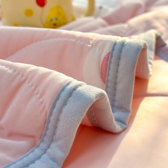 91家纺网 家纺一手货源 找家纺 啊雅家居 2025新款凉感丝夏凉被冰淇淋夏被 象宝宝