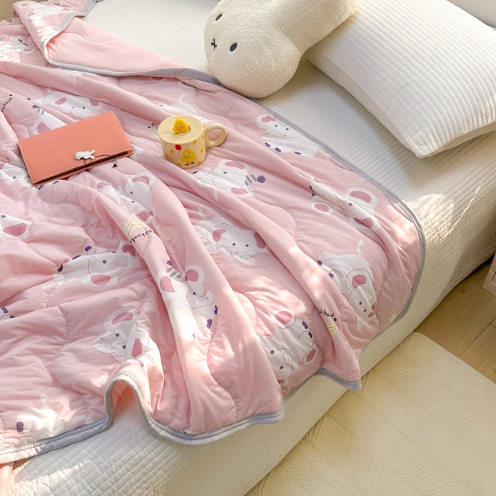 91家纺网 家纺一手货源 找家纺 啊雅家居 2025新款凉感丝夏凉被冰淇淋夏被 象宝宝