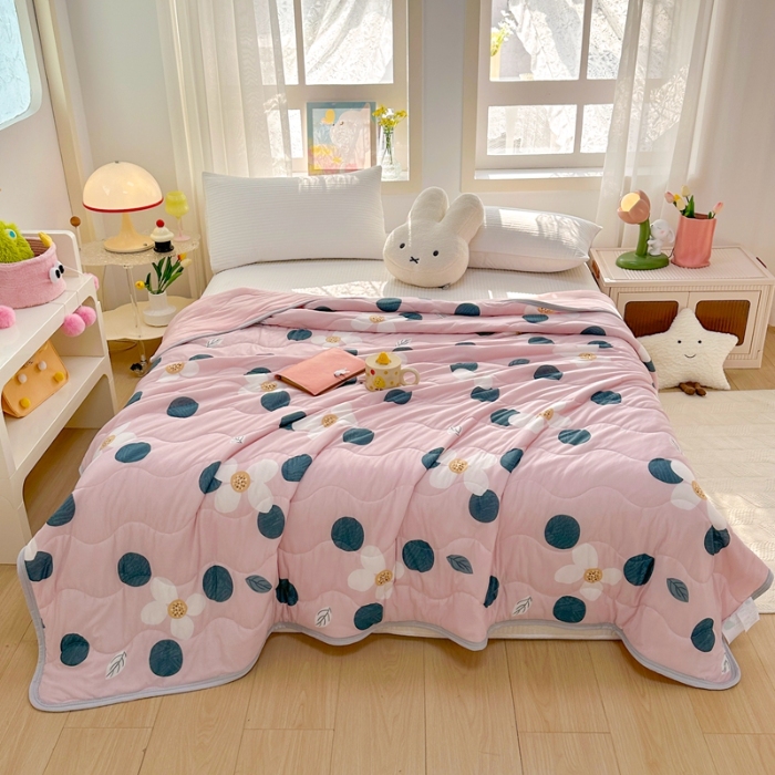 91家纺网 家纺一手货源 找家纺 啊雅家居 2025新款凉感丝夏凉被冰淇淋夏被 凉圈圈粉