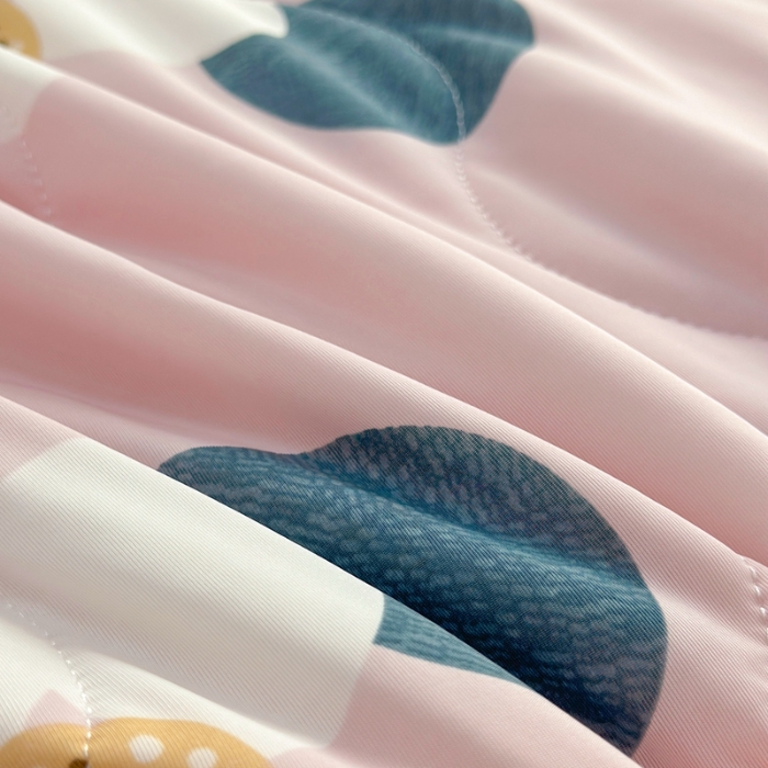 91家纺网 家纺一手货源 找家纺 啊雅家居 2025新款凉感丝夏凉被冰淇淋夏被 凉圈圈粉