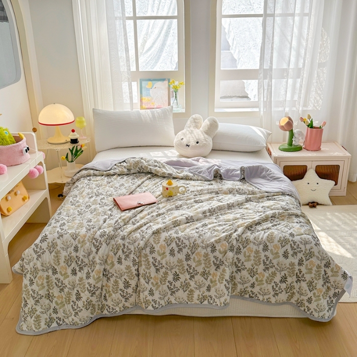 91家纺网 家纺一手货源 找家纺 啊雅家居 2025新款凉感丝夏凉被冰淇淋夏被 花海