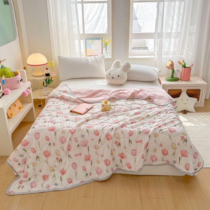 91家纺网 家纺一手货源 找家纺 啊雅家居 2025新款凉感丝夏凉被冰淇淋夏被 粉玫瑰