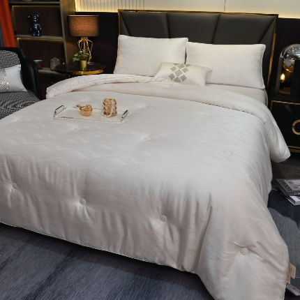 91家纺网 家纺一手货源 找家纺 （总）博尔菲   新款大豆 大提花春秋被冬被