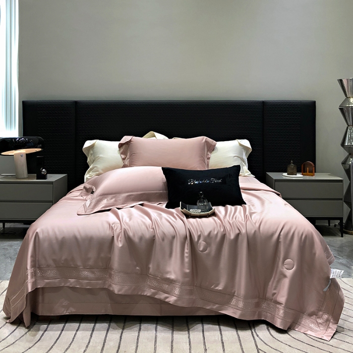 91家纺网 家纺一手货源 找家纺 （总）黑白森林2024款 100S支天丝棉镂空夏被天丝全棉夏凉被空调被