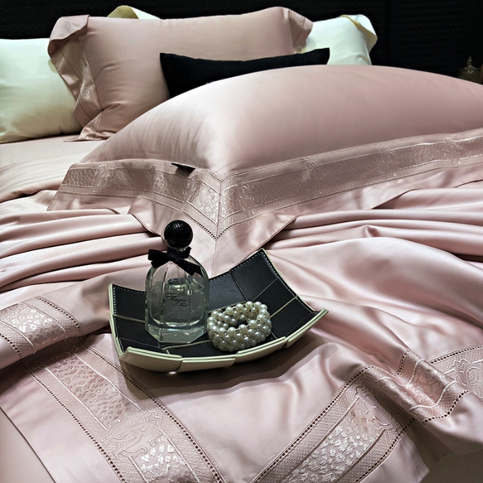 91家纺网 家纺一手货源 找家纺 （总）黑白森林2024款 100S支天丝棉镂空夏被天丝全棉夏凉被空调被