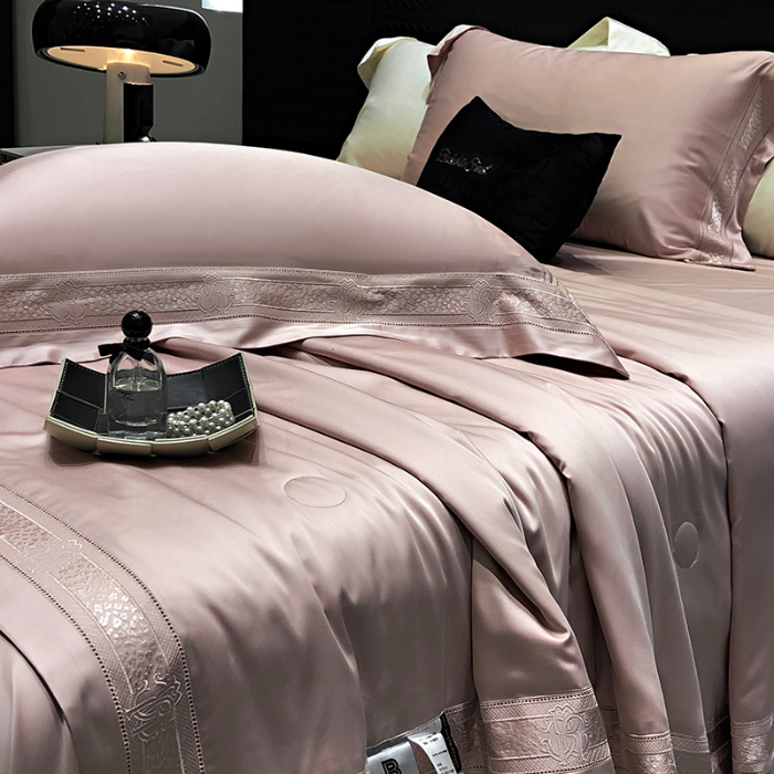 91家纺网 家纺一手货源 找家纺 （总）黑白森林2024款 100S支天丝棉镂空夏被天丝全棉夏凉被空调被