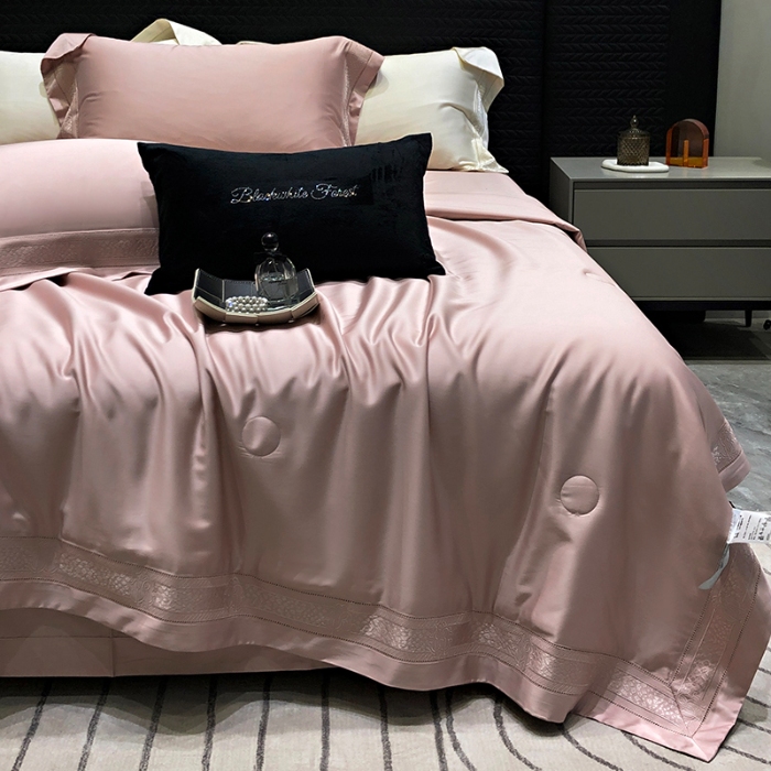 91家纺网 家纺一手货源 找家纺 （总）黑白森林2024款 100S支天丝棉镂空夏被天丝全棉夏凉被空调被