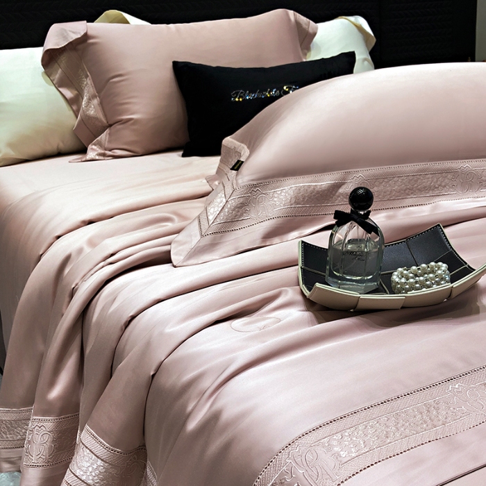 91家纺网 家纺一手货源 找家纺 （总）黑白森林2024款 100S支天丝棉镂空夏被天丝全棉夏凉被空调被