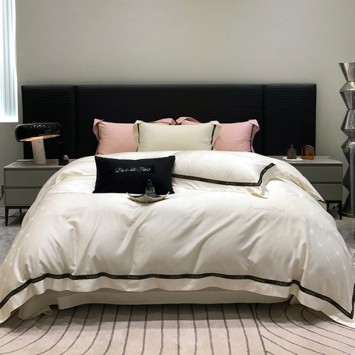 91家纺网 家纺一手货源 找家纺 黑白森林2024款 100S支天丝棉提花四件套天丝全棉