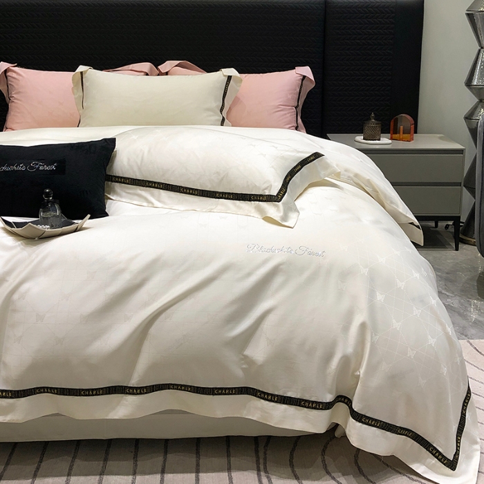 91家纺网 家纺一手货源 找家纺 黑白森林2024款 100S支天丝棉提花四件套天丝全棉