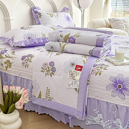 91家纺网 家纺一手货源 找家纺 （总）总）苏米娜A类双层纱棉麻床盖款夏被四件套蕾丝夹棉床裙大豆水洗棉夏凉被子