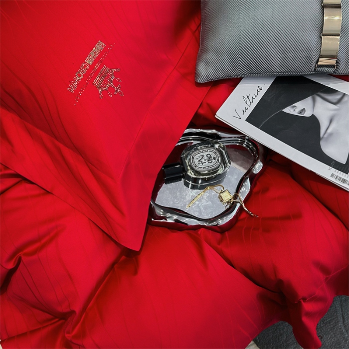 91家纺网 家纺一手货源 找家纺 2025新款长绒棉全棉提花烫钻四件套--黛娜系列 烈焰红