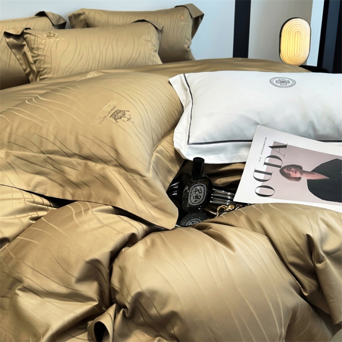 91家纺网 家纺一手货源 找家纺 2025新款长绒棉全棉提花烫钻四件套--黛娜系列 冰咖啡