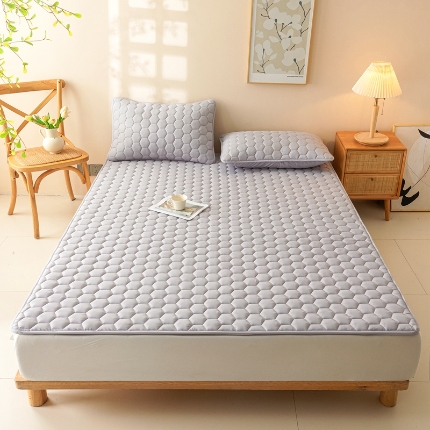 91家纺网 家纺一手货源 找家纺 （总）雅萱 2024新款A类原棉胶质床垫