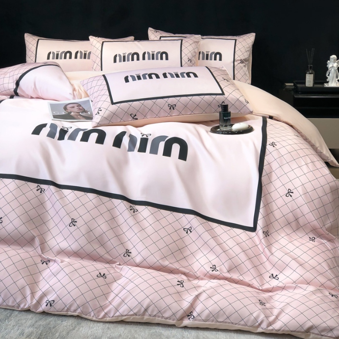 91家纺网 家纺一手货源 找家纺 （总）奥汀洛2025新款数码印花大版水洗真丝四件套