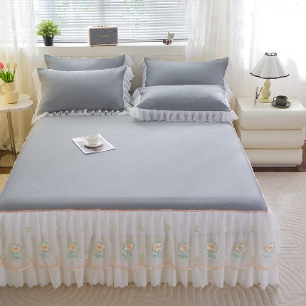 91家纺网 家纺一手货源 找家纺 （总）雪夫人 2024新款冰豆豆凉席床裙床笠款夏被四件套