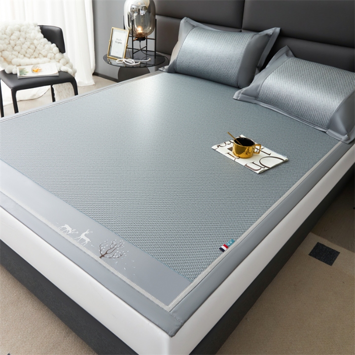 91家纺网 家纺一手货源 找家纺  恒爱 2024新款冰藤凉席 小鹿-蓝灰