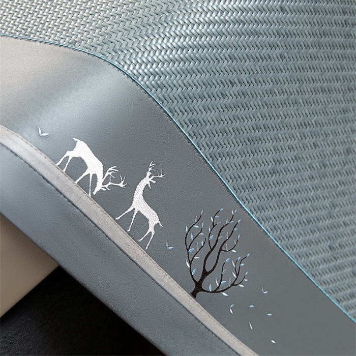 91家纺网 家纺一手货源 找家纺  恒爱 2024新款冰藤凉席 小鹿-蓝灰