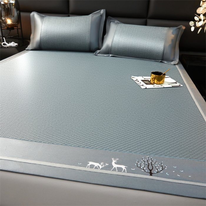 91家纺网 家纺一手货源 找家纺  恒爱 2024新款冰藤凉席 小鹿-蓝灰